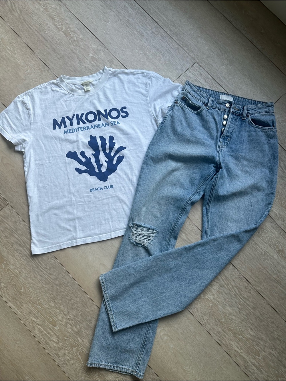 H&M White Tee with Blue Graphic